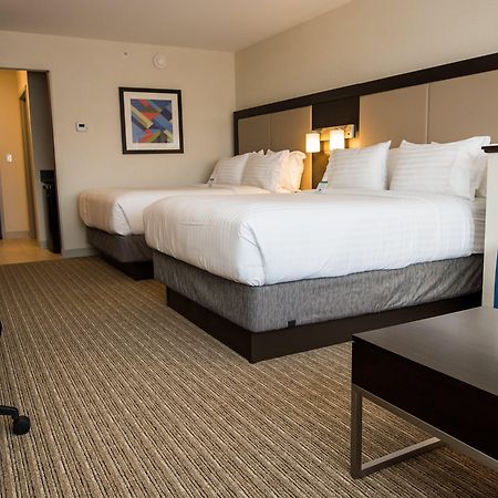 Holiday Inn Express & Suites - Marietta By Ihg Exterior photo